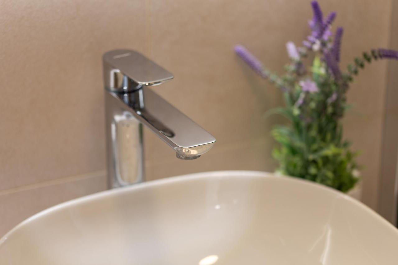 Luxury Studio Apartment Honeymoon Selce Exteriör bild