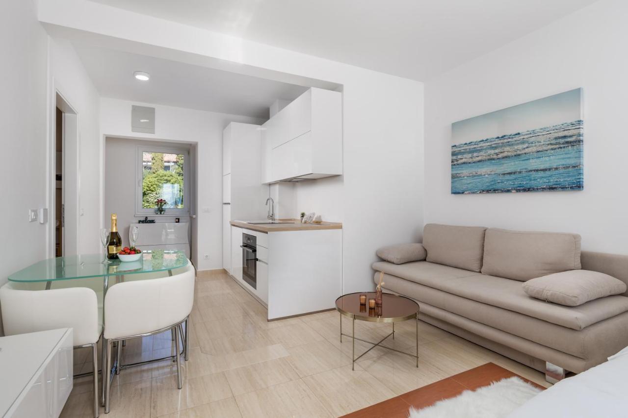 Luxury Studio Apartment Honeymoon Selce Exteriör bild