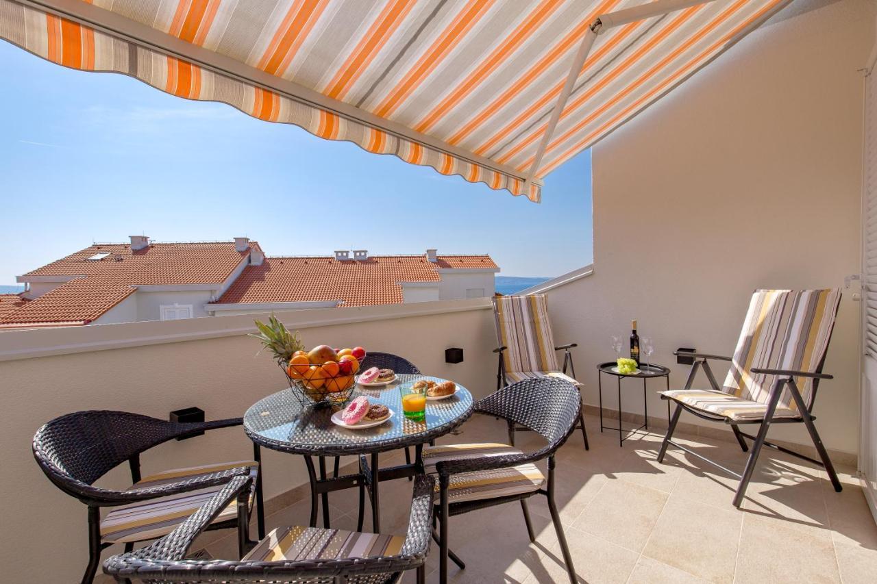Luxury Studio Apartment Honeymoon Selce Exteriör bild